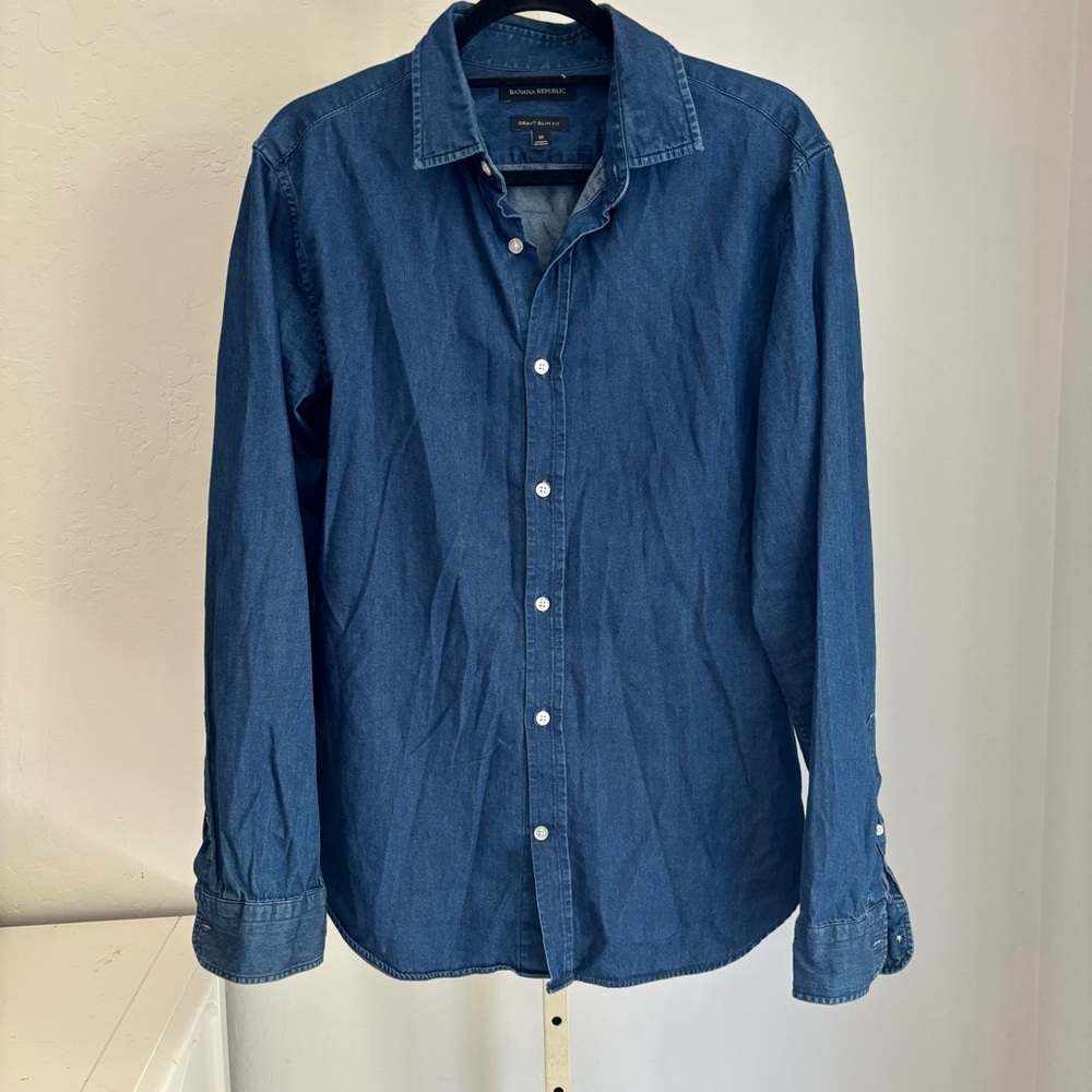 BANANA REPUBLIC Dark Denim Grant Slim Fit Collared Shirt, Medium (Men’s)